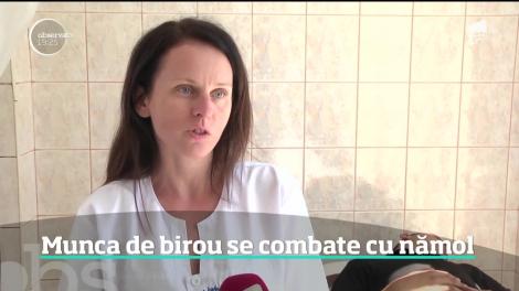 Zeci de mii de turişti, români şi străini, ajung în fiecare vară la Ocna Sibiului pentru tratamente cu apă sărată şi nămol