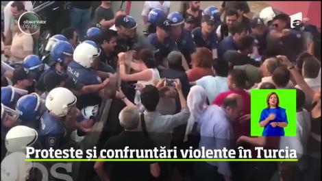 Proteste violente la Istanbul. Poliţia turcă a intervenit în forţă împotriva manifestanţilor care cereau destituirea unor primari din oraşe cu populaţie kurdă