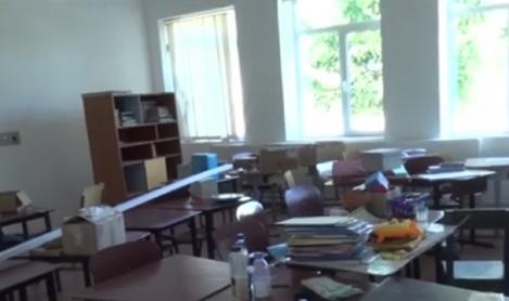 Controale în școlile din toată țara cu două săptămâni înainte de începerea noului an școlar: Clase nezugrăvite și toalete lipsă