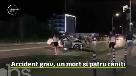 Un mort şi patru au fost răniţi într-un accident petrecut  staţiunea Mamaia. Cel care şi-a pierdut viaţa ar fi şoferul unui cântăreţ de manele