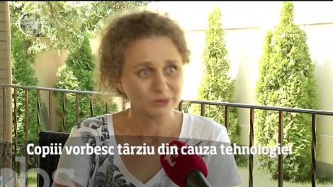 Expunerea îndelungată în faţa unui ecran, principala cauză a întârzierii vorbitului la copii