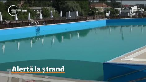 Intervenţie de urgenţă la un ştrand din Capitală!  Şapte oameni au ajuns la spital după ce au făcut baie în piscină