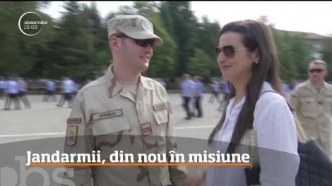 Momente emoţionante la ceremonia organizată cu prilejul plecării în misiunea din Afganistan a 16 jandarmi