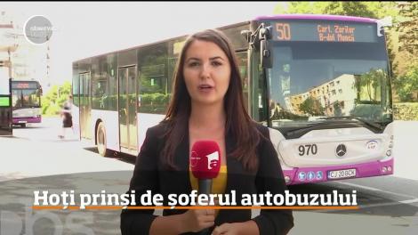 Patru hoţi de buzunare au ajuns pe mâinile poliţiştilor după ce au fost capturaţi de un şofer de autobuz!