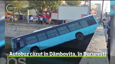 Accident spectaculos în București! Un autobuz STB cu călători a căzut în albia râului Dâmboviţa