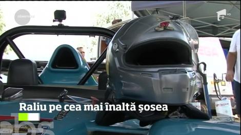 Transalpina s-a transformat într-un uriaş traseu de raliu