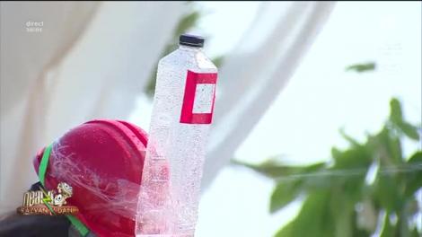 Războiul gemenelor, la Neatza cu Răzvan și Dani! Daciana și Suzana Vlad s-au împușcat cu pistoale cu apă! Dani Oțil: ”Ce țintă!”