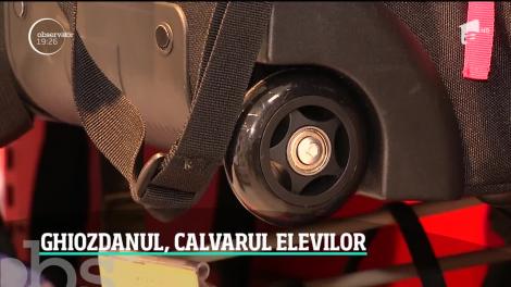 Ghiozdanul, calvarul elevilor. Ajunge să cântărească şi zece kilograme și afectează în timp sănătatea școlarilor