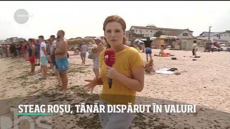 Alertă în Vama Veche. Un băiat a dispărut în valurile uriaşe