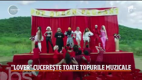 Taylor Swift bate noi recorduri! „Lover”, cel de-al şaptelea album al artistei, cucerește toate topurile muzicale