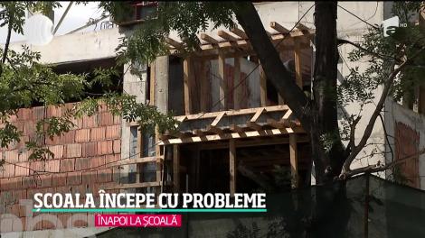 Şcoala începe, vechile probleme rămân. Mii de elevi vor învăţa în clădiri fără toalete, fără autorizaţii şi chiar fără manuale