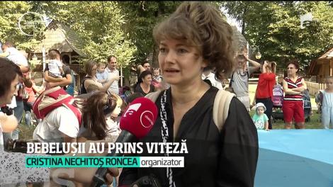 Între două biberoane cu lapte, zeci de bebeluşi au intrat în prima cursă din viaţa lor