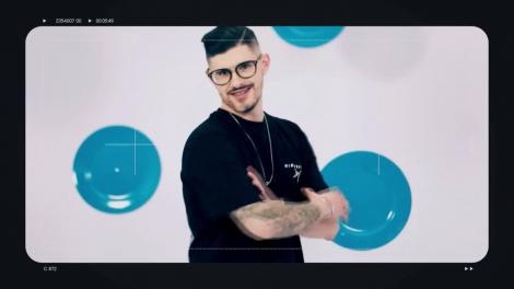 Chefi la cuţite. Alexandru Sasu, un concurent cu mult tupeu: "Părinţii mi-au zis că sunt nebun când le-am spus că voi participa!"