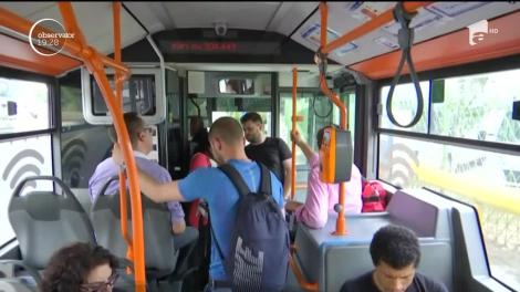 Autobuzele școlare, goale în prima zi de școală