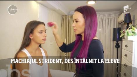 Greşelile grave pe care le fac adolescentele care încep să se machieze! Erorile din cauza cărora pot avea de suferit în viitor