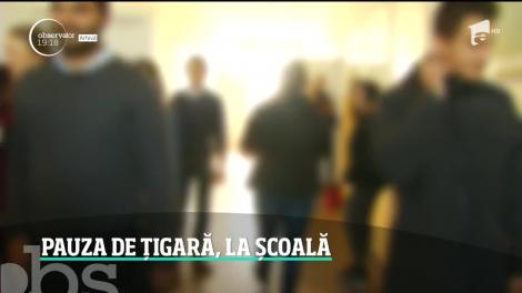 Copiii învaţă din şcoală să fumeze, iar profesorii nu au ce să le facă