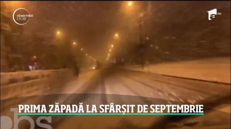 Zăpadă la final de septembrie ca-n plină iarnă, în Rusia
