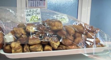 Carne, brânză, ouă, ţinute la temperaturi necorepunzătoare şi produse fără etichetă, în cea mai aglomerată piaţă din Iaşi!