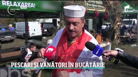 Carnea de vânat şi peştele au fost gătite chiar de cei care au prins prada. Cum s-au descurcat cei mai pricepuţi bucătari-pescari şi vânători
