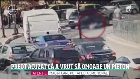 Momentul tulburător în care un preot calcă fără milă un pieton! Acesta l-a lovit intenționat în urma unui schimb de replici