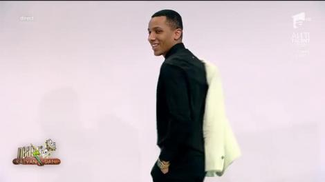 Stil de Succes by Ellida Toma. Răzvan Mercan, iniţiatorul proiectului Monocult, a prezentat noua sa colecţie vestimentară