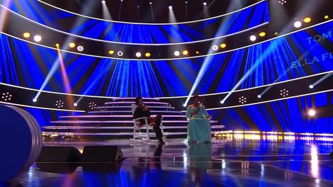 Te cunosc de undeva! Alex și Monica Anghel se transformă în Tom Jones și Ella Fitzerald - "Sunny"