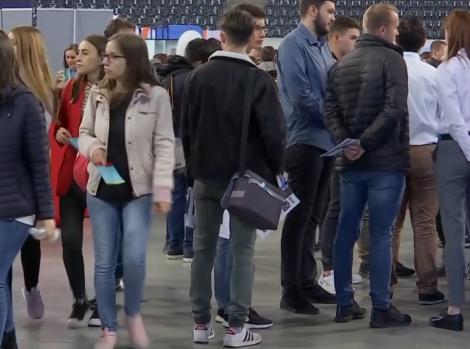 Sute de locuri de muncă îşi aşteaptă candidatul potrivit la cel mai mare târg de Cariere din Transilvania, organizat la Cluj Napoca