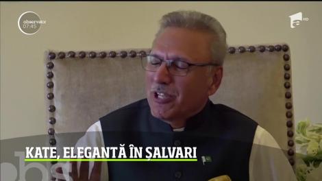 Ducesa de Cambridge a cucerit inimile locuitorilor din Pakistan, unde se află într-o vizită alături prinţul William. Kate a purtat elegante veşminte tradiţionale pakistaneze