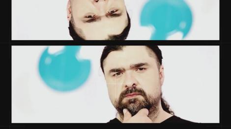 Valentin Saioc doarme cu mama în pat, la 42 de ani! "Suntem colegi de cameră! E perfect"