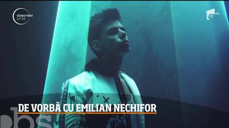 Compozitor și interpret la doar 25 de ani. Emilian a cucerit lumea cu vocea lui cameleonică