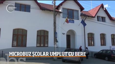 Într-o localitate din judeţul Vâlcea, microbuzul şcolar este folosit şi pentru transportul navetelor de bere