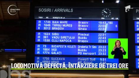 Un tren care venea din Baia Mare spre Bucureşti a avut o întârziere de trei ore după o defecţiune tehnică la locomotivă