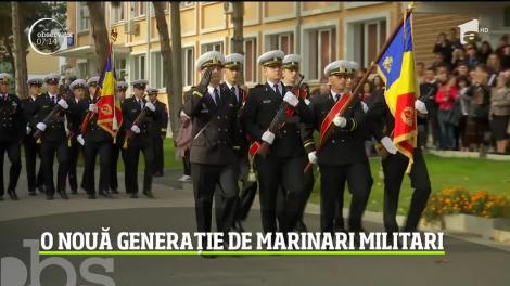 Momente emoţionante la malul mării. O nouă generaţie de marinari militari a depus jurământul în primul an de studiu la Academia Navală Mircea cel Bătrân