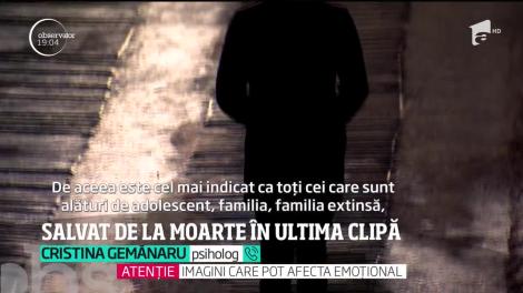 Un adolescent care s-a aruncat de pe un pod, prins în ultima clipă de doi poliţişti