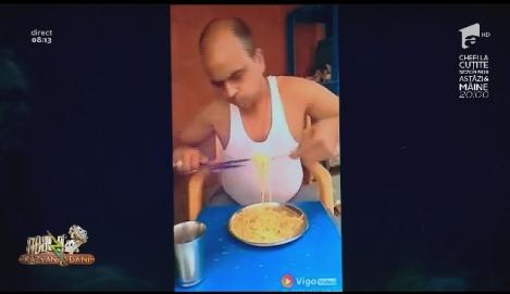 Smiley News - Neatza cu Răzvan și Dani. Cum se mămâncă spaghete cu ajutorul forfecuței