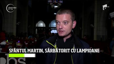 Străzile din Timişoara au fost luminate de zeci de lampioane colorate. Copiii de grădiniţă au făcut felinarele pentru a-l sărbători pe Sfântul Martin