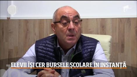 Elevii îşi cer drepturile în instanţă! Mai multe consilii locale din Constanța, date în judecată pentru neacordarea burselor școlare