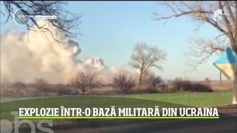 Explozie într-o bază militară din Ucraina