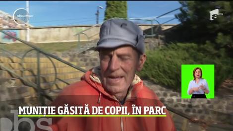 Pericol de explozie în centrul Aradului. Doi copii au descoperit într-un parc muniţie din al Doilea Război Mondial