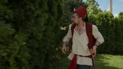 Consilierul Dumitru Bozovici îl demască pe logodnicul Ioanei! "Recunoaşte că ai venit să-l storci de bani pe primar şi să fugi în Brazilia!"