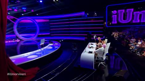 Lioz Shem Tov, magicianul care nu face trucuri! Şi-a pierdut bagajul și a fost nevoit să improvizeze cu diverse obiecte!