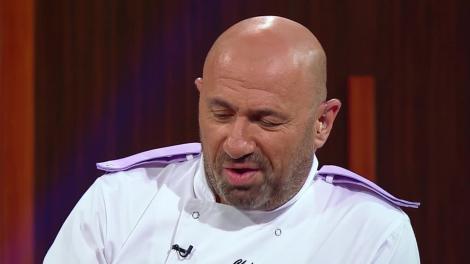 Chefii jurizează preparatele concurenţilor! Florin Dumitrescu critică toate farfuriile de la duel