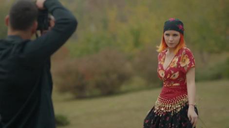 Sacrificiul, episodul 23. Iris (Cristina Ciobănașu) și Amza (Vlad Gherman), din ce în ce mai apropiați. Între cei doi se înfiripă, tot mai mult, o poveste de dragoste