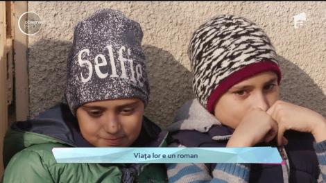 O mamă care-și crește singură cei trei copii, vis împlinit în urma campaniei ”Ajut eu!”. Cei patru vor face Crăciunul în casă nouă