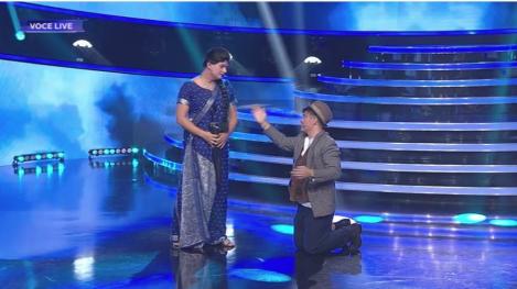 Te cunosc de undeva! Liviu Vârciu și Andrei Ștefănescu se transformă în Raj Kapoor și Nargis - Suntem îndrăgostiți