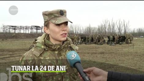 Roxana Preda, tunar la 24 de ani. Traditia celor 21 de salve de tun din timpul paradei militare de 1 Decembrie