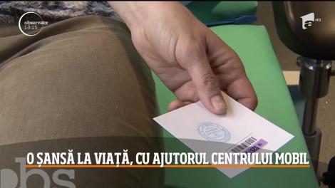 Donarea de sânge, cea mai simplă metodă prin care putem salva vieţi. La Gorj, un autocar special transformat în centru de transfuzie sanguină a fost pus la dispoziţia oamenilor