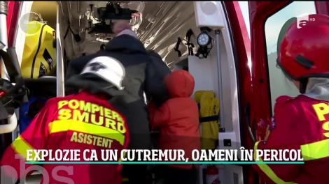 Maşini aruncate una peste alta şi pietoni prinşi ca la bombardamente. Este imaginea dezastrului din Galaţi