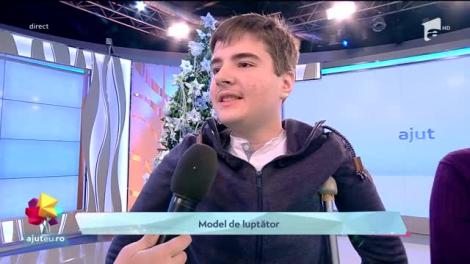 Andrei are corpul plin de tije și implanturi. Din naștere, a învățat ce înseamnă durerea. Dorința lui este să își vadă părinții fericiți. Paralela 45 a făcut acest lucru posibil