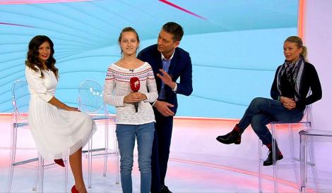 Campanie Ajut eu! Dorința Dariei a fost împlinită. A întâlnit-o pe Sonia Simionov, a vizitat redacția Observator și a filmat primul ei stand-up